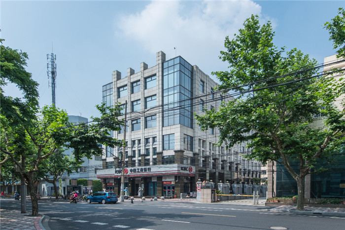 上海合諾實(shí)業(yè)大廈：城市中心的商務(wù)綠洲，匯聚無限商機(jī)